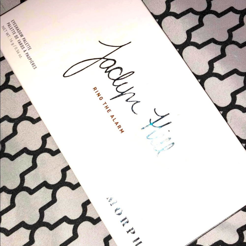 Jaclyn Hill ring the alarm